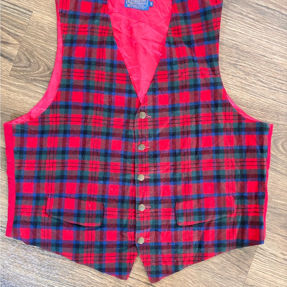 Pendleton Women's Red and Green Plaid Button Front Vest Waistcoat
